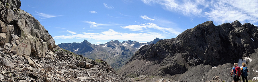 Salendo dal Lago della Malgina al Pizzo del Diavolo di Malgina